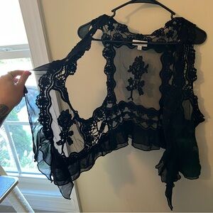 *S/M can fit slightly bigger* Umgee Lace Crochet Vest black